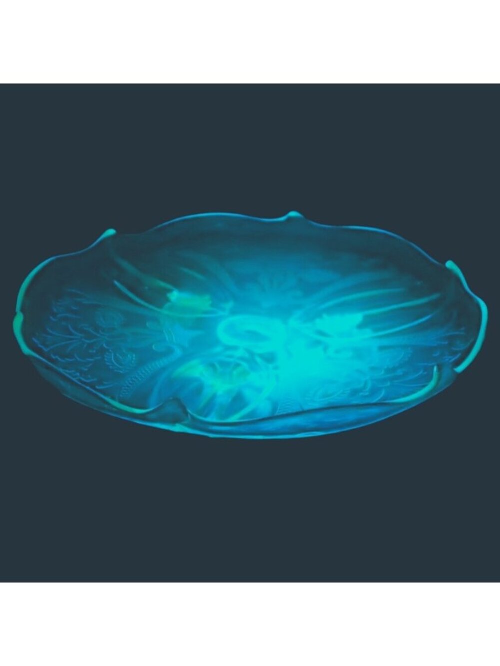 Uranium Glow Green Depression Glass Three Footed Cake Plate Platter Vintage